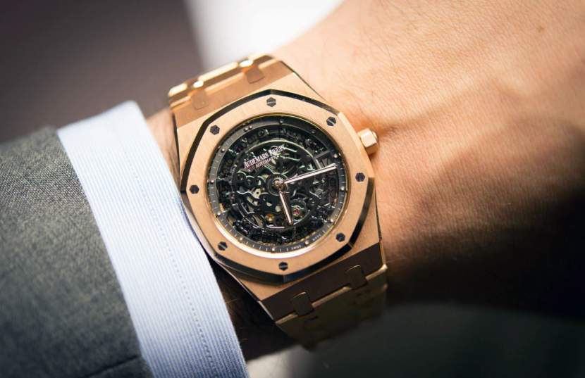 Con Audemars Piguet replica Royal Oak traforato extra-sottile in oro rosa