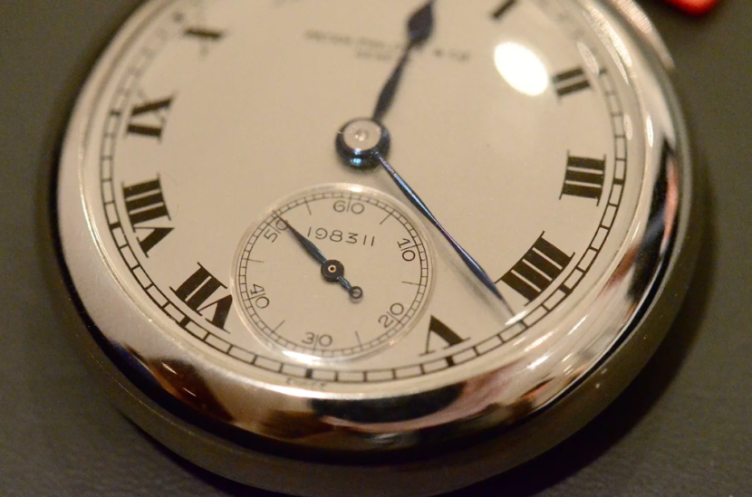 Uno sguardo a un orologio da tasca Patek Philippe replica Tourbillon da 1,2 milioni di dollari e uno degli orologi più precisi mai realizzati