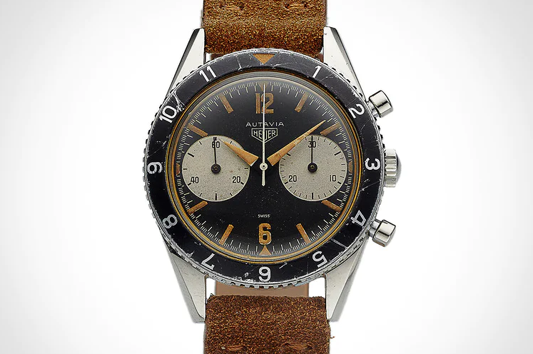 Il cronografo TAG Heuer replica Autavia degli anni ’60 vende per $ 25.000 ad Antiquorum New York: è una nuova era dei prezzi Heuer?